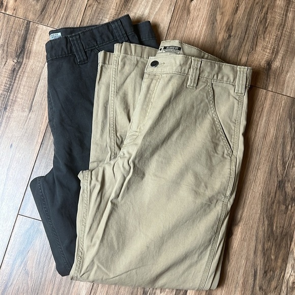 2 Pairs Carhartt Rugged Flex Relaxed Fit Canvas Work Pants Khaki Men Size 36x30 - Picture 1 of 13